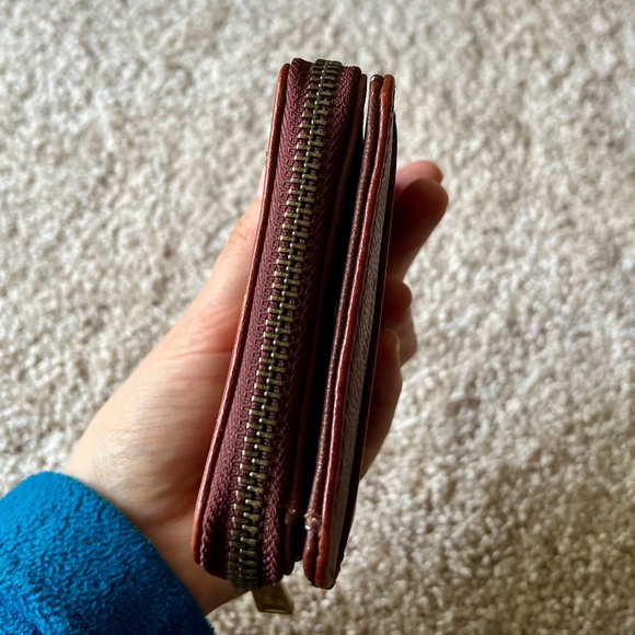 Fossil Wallet - Evelyn Bi-fold Wallet in Medium Brown Leather - Picture 10 of 13